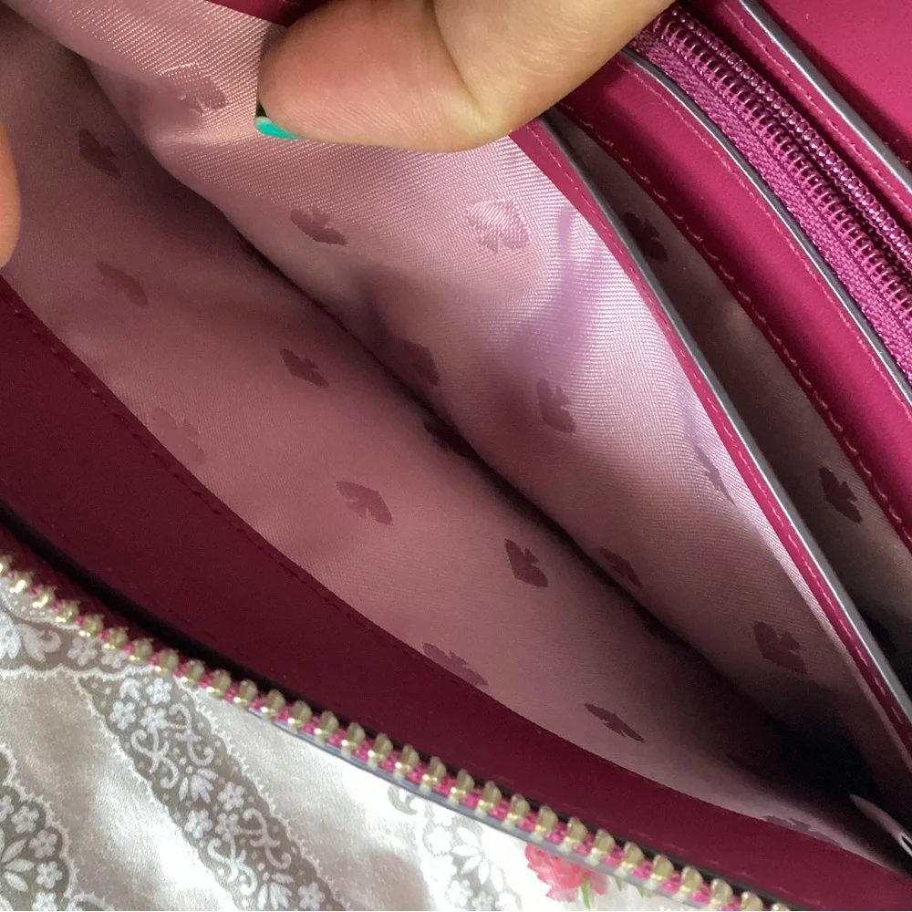Kate Spade Fuchsia Crossbody Bag EUC - Picture 10 of 16